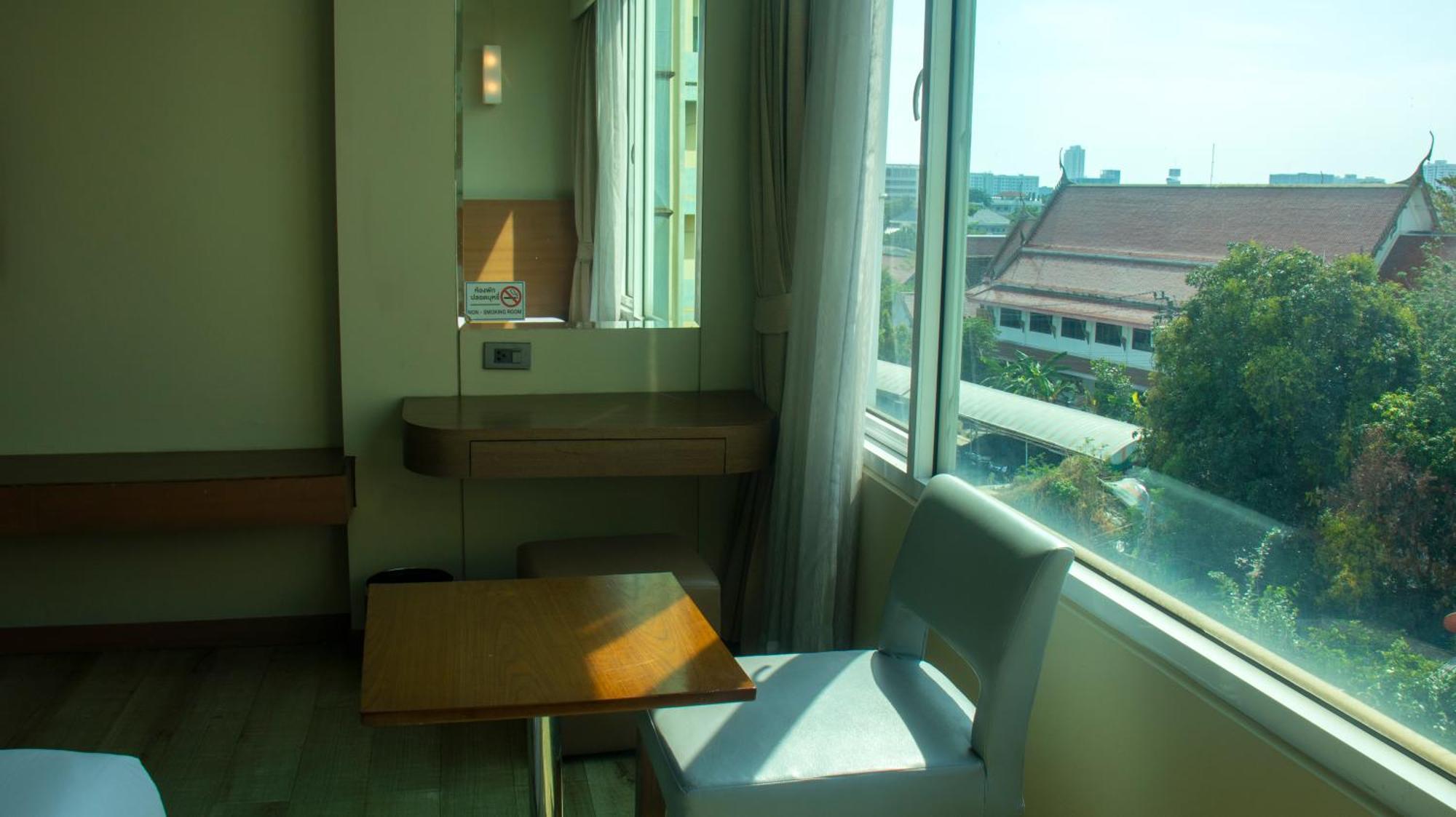 Riverside Bangkok Hotel Екстер'єр фото